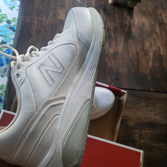 New balance sneakers - Picture 8 of 11